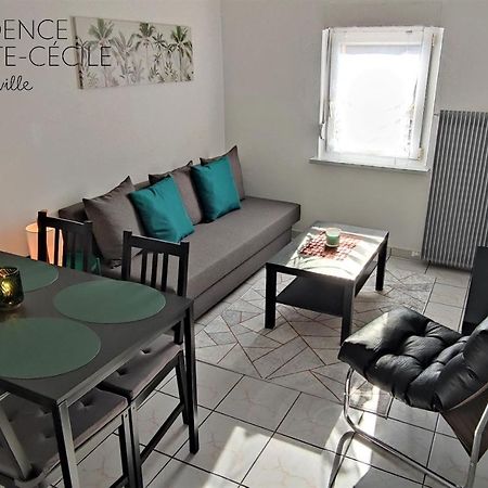 Residence Sainte Cecile 泰昂维 外观 照片